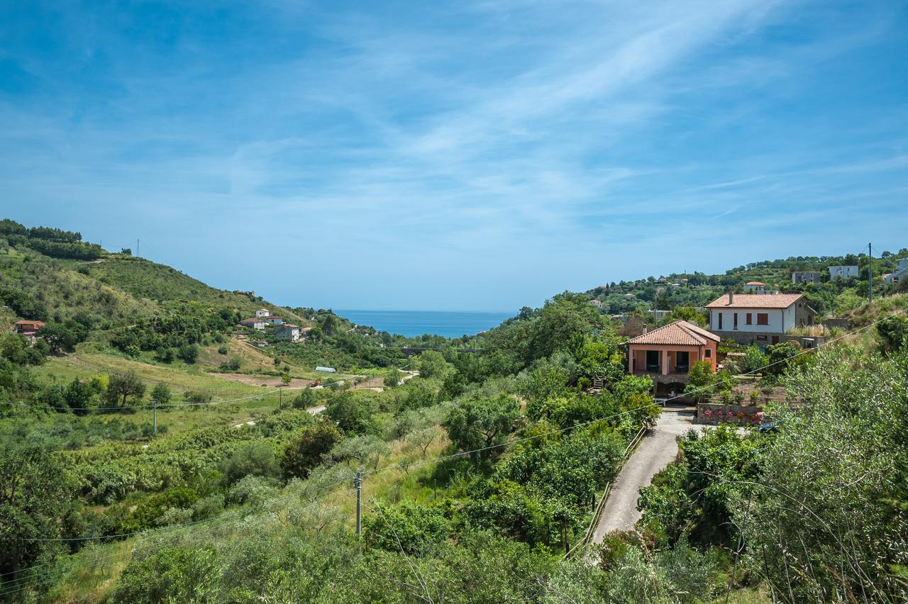 Bed and Breakfast Il Melograno Pollica Exterior foto
